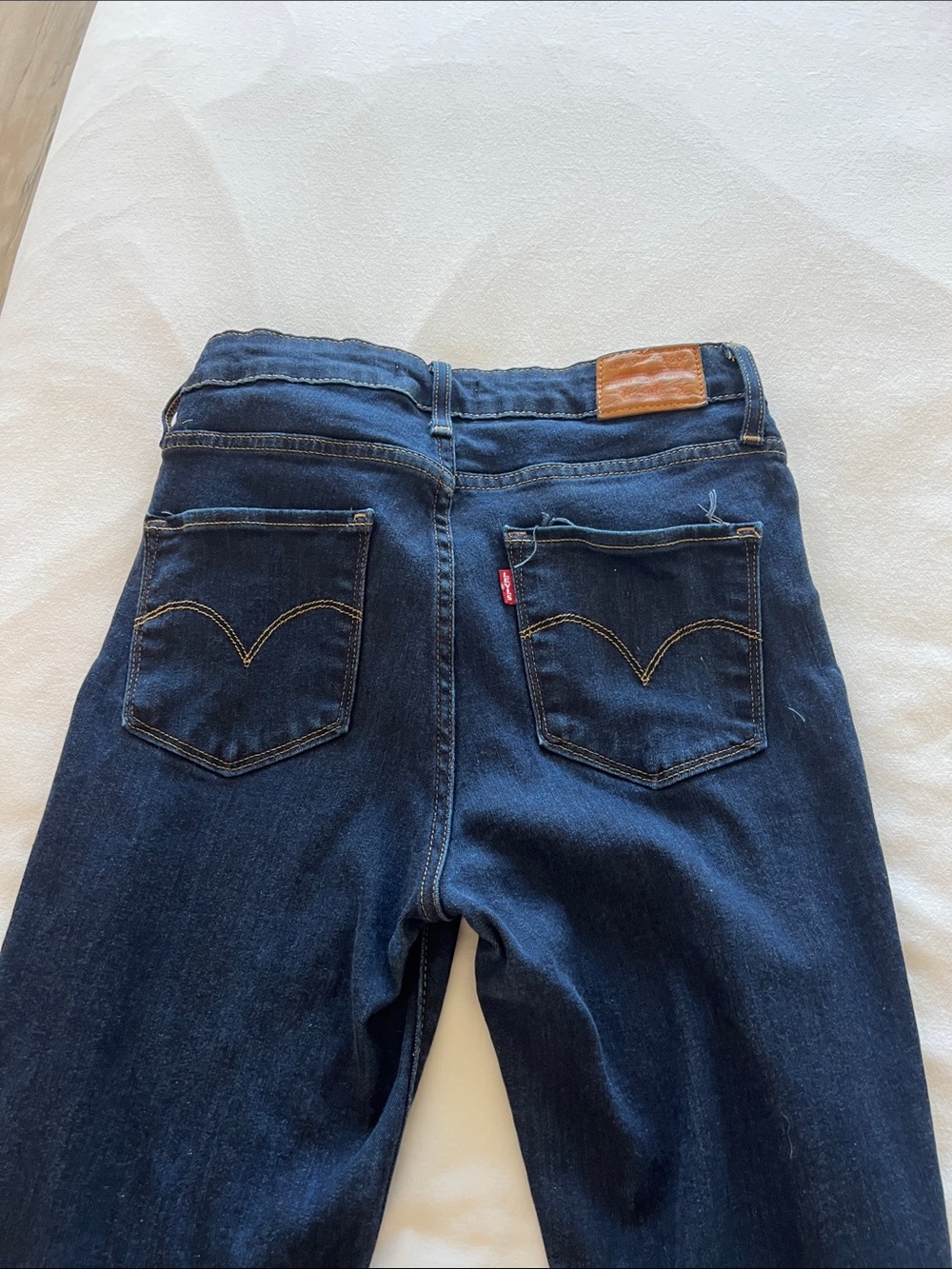 Levi's Navy Blue Women's Skinny Jeans